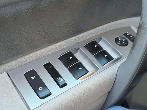 Used 2012 GMC Sierra 1500 W/T image 25