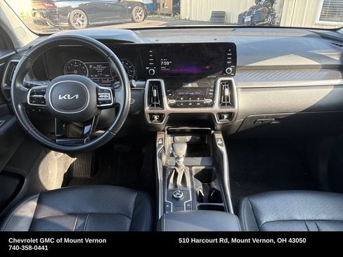 Used 2022 Kia Sorento S FWD image 14
