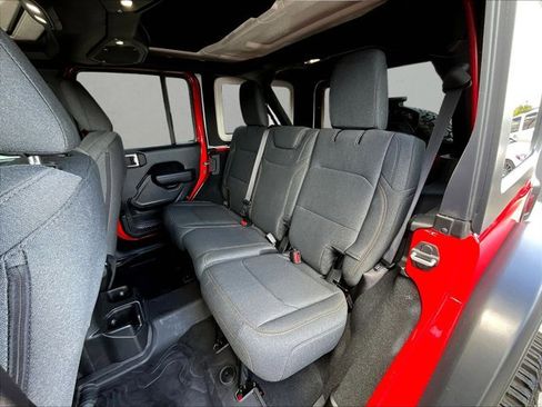 Used 2024 Jeep Wrangler Unlimited Sport AWD/4WD image 25