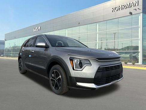 New 2026 Kia Niro LX image 3