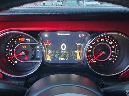 Used 2018 Jeep Wrangler Unlimited Rubicon image 23