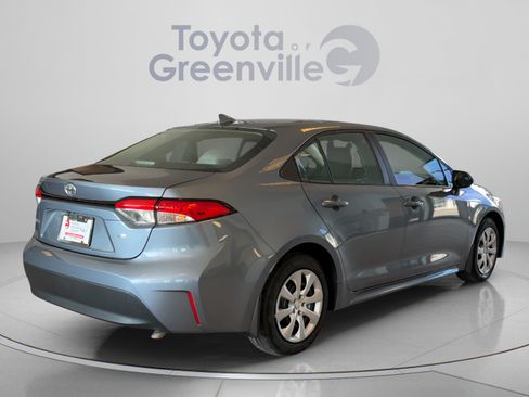 Used 2026 Toyota Corolla LE FWD image 6