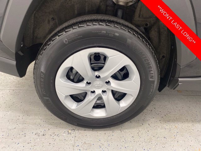 Certified 2025 Toyota RAV4 LE AWD/4WD image 8