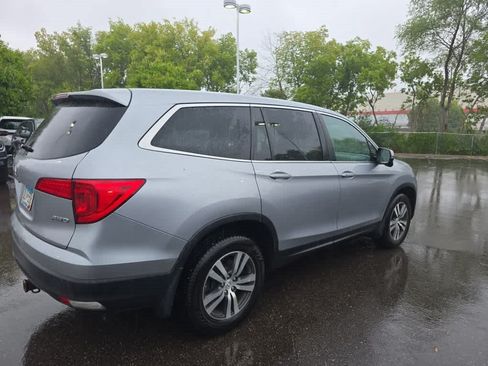 Used 2017 Honda Pilot EX-L image 4