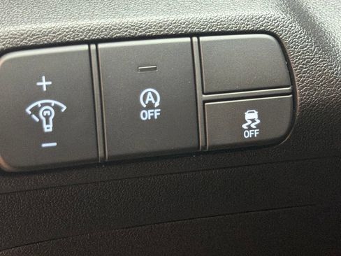New 2026 Hyundai Elantra SE FWD image 22