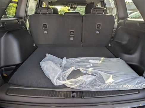 New 2025 Jeep Grand Cherokee Laredo X image 21