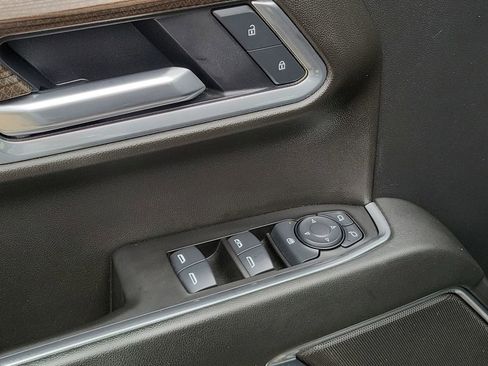 Certified 2025 Chevrolet Silverado 1500 LT AWD/4WD image 22