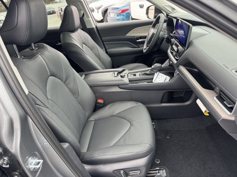 New 2026 Toyota Grand Highlander AWD image 8
