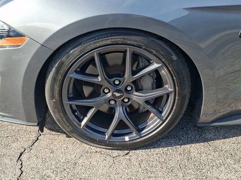 Used 2022 Ford Mustang GT Premium w/ Equipment Group 401A RWD image 5