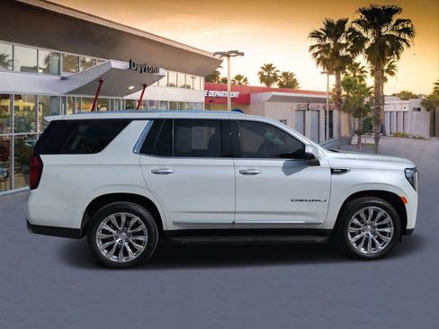 Used 2024 GMC Yukon Denali w/ Max Trailering Package image 2