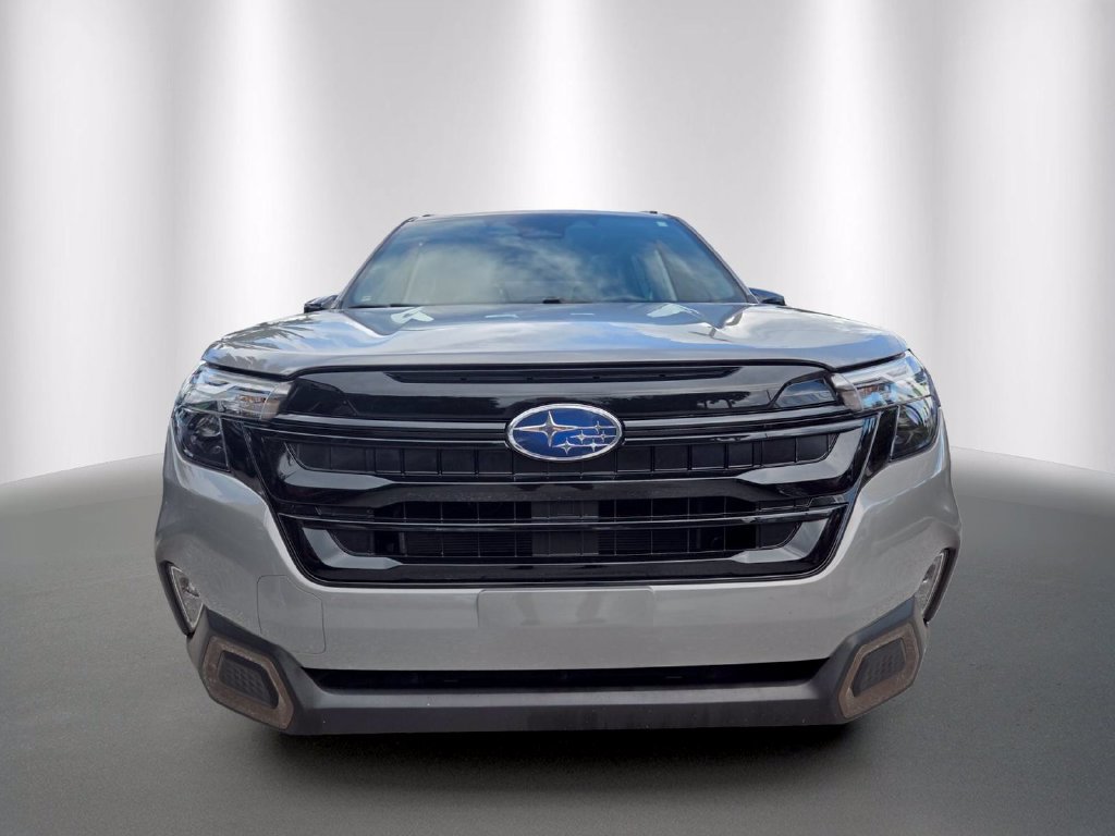 Used 2025 Subaru Forester Sport AWD/4WD image 8