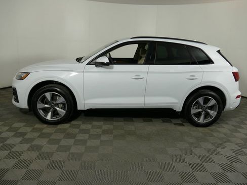 Used 2025 Audi Q5 2.0T Premium image 6