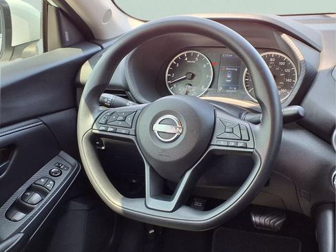 Certified 2025 Nissan Sentra S FWD image 13