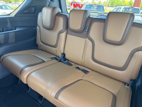 New 2026 Nissan Armada SL w/ Captain's Chari Seat Package RWD image 18