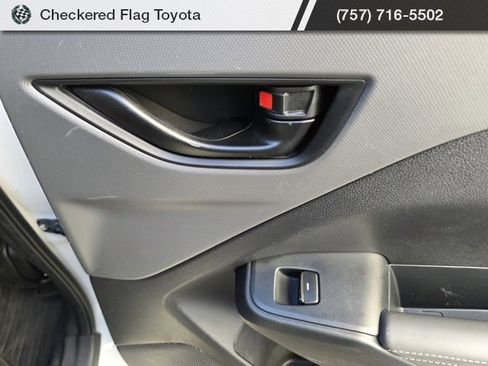 Used 2024 Subaru Crosstrek 2.0i Premium image 45