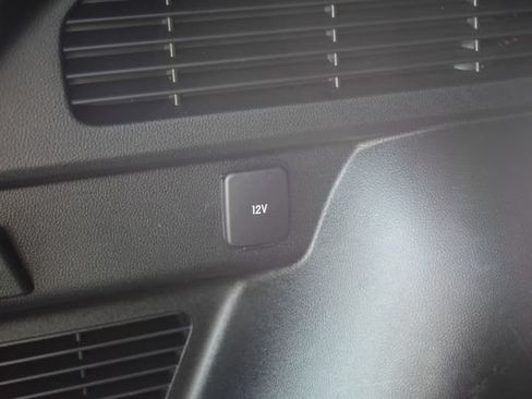 Used 2023 Ford Escape Platinum AWD/4WD image 40