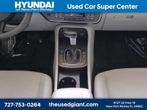 Used 2025 Hyundai Kona SEL FWD image 20
