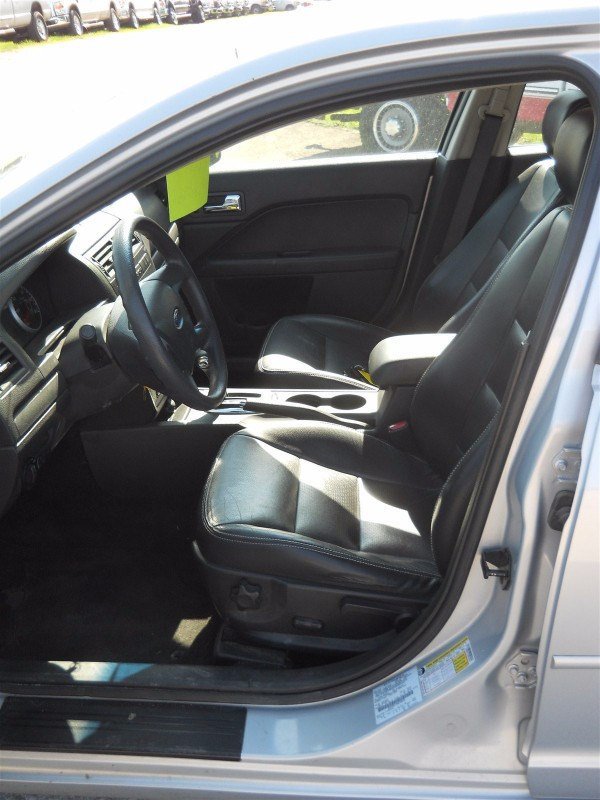 Used 2006 Ford Fusion SE FWD image 9