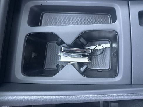 New 2026 Volkswagen Tiguan S image 32