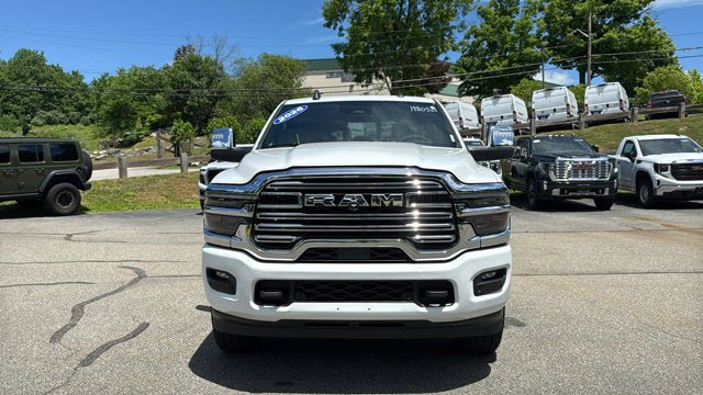 Used 2026 RAM 2500 Laramie AWD/4WD image 3
