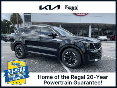 New 2025 Kia Sorento S