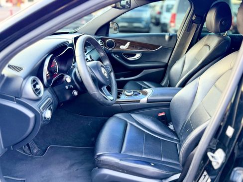Used 2018 Mercedes-Benz C 300 Sedan image 13