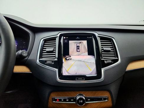 Certified 2024 Volvo XC90 T8 Plus w/ Protection Package Premier AWD/4WD image 27