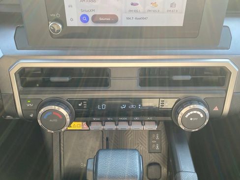Used 2025 Toyota 4Runner TRD Sport AWD/4WD image 16