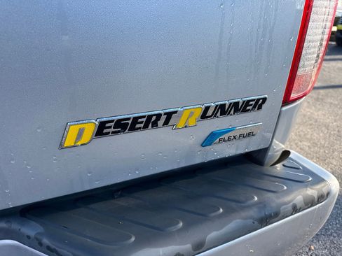 Used 2019 Nissan Frontier Desert Runner image 9
