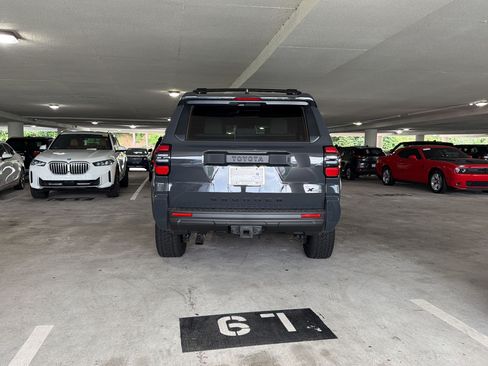 Used 2026 Toyota 4Runner SR5 RWD image 9