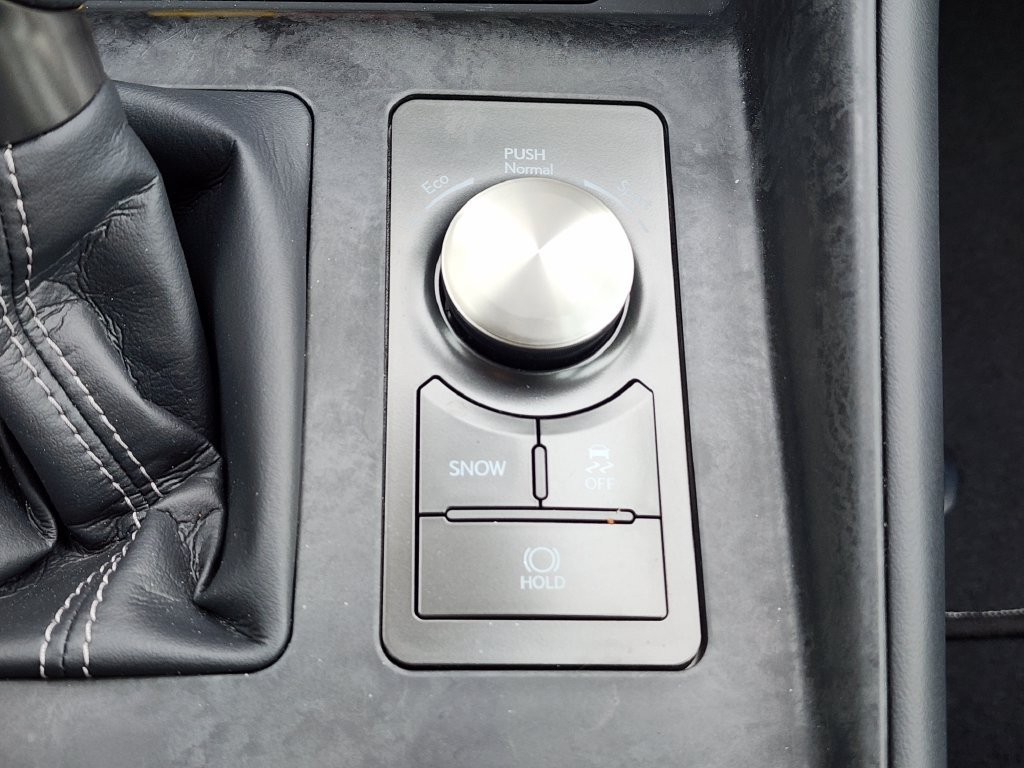 Used 2026 Lexus IS 350 F Sport w/ Technology Package RWD image 25