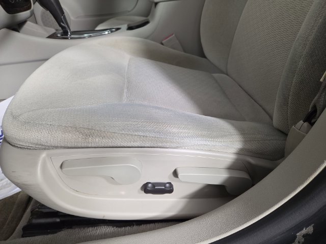 Used 2015 Chevrolet Impala LT FWD image 26