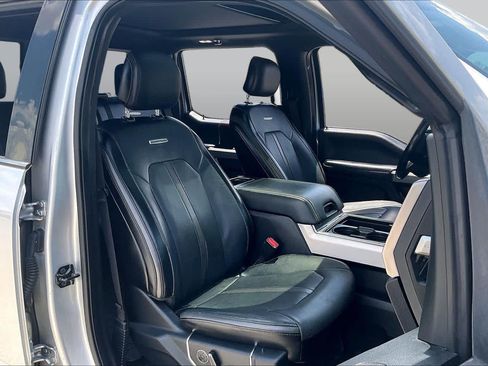 Used 2017 Ford F250 Platinum w/ Platinum Ultimate Package AWD/4WD image 9
