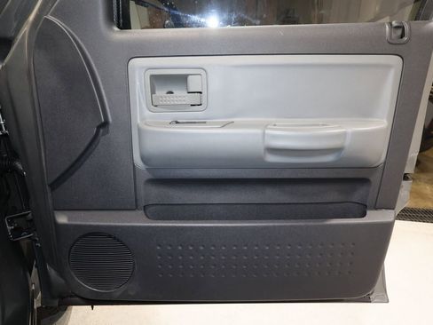 Used 2011 Dodge Dakota Big Horn image 12