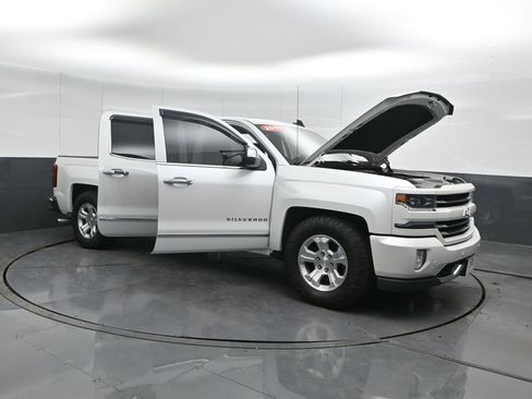 Used 2017 Chevrolet Silverado 1500 LTZ Z71 w/ LTZ Plus Package image 57