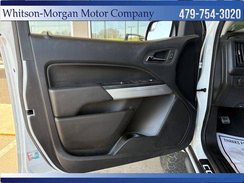 Used 2022 Chevrolet Colorado LT w/ LT Convenience Package image 15