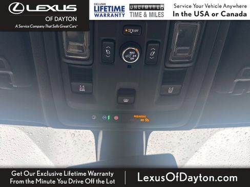 Used 2021 Chevrolet Tahoe RST w/ Luxury Package image 27