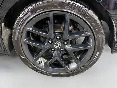 Used 2025 Honda Civic Sport image 28