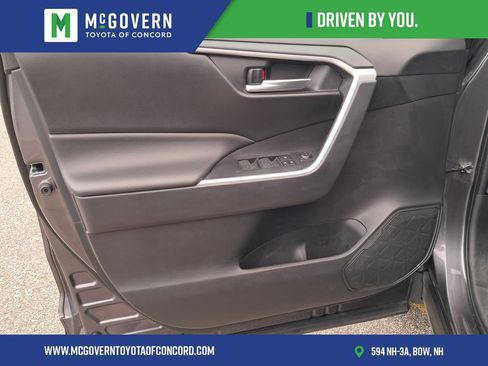 Used 2024 Toyota RAV4 XLE w/ Convenience Package AWD/4WD image 13