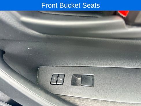 Used 2023 Toyota Corolla LE FWD image 12