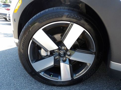 Certified 2025 Hyundai Santa Fe Limited AWD/4WD image 30
