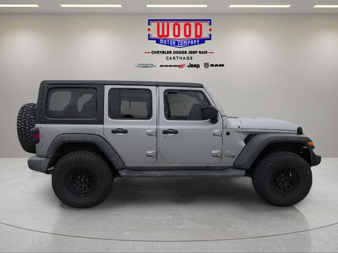 Used 2020 Jeep Wrangler Unlimited Sport S AWD/4WD image 2