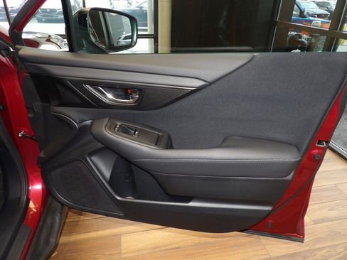 Used 2022 Subaru Outback Premium image 12