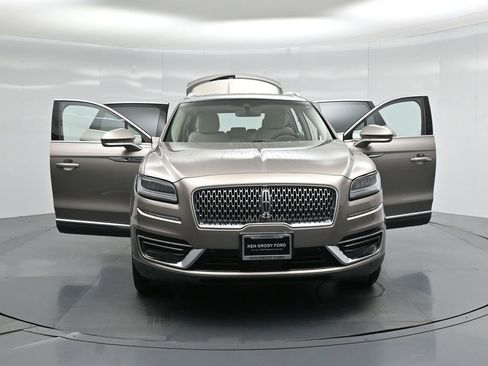 Used 2020 Lincoln Nautilus Reserve image 33