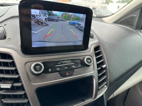 Used 2023 Ford Transit Connect XLT FWD image 15