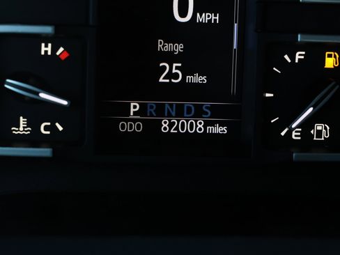 Used 2021 Toyota Tundra SR5 image 4