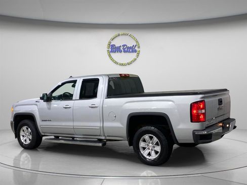 Used 2015 GMC Sierra 1500 SLE w/ SLE Value Package AWD/4WD image 3