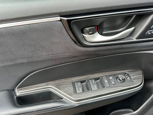 Used 2019 Honda Clarity Touring image 10
