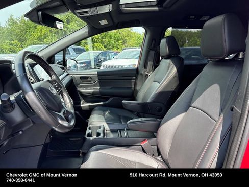 Used 2023 Honda Odyssey Sport image 11