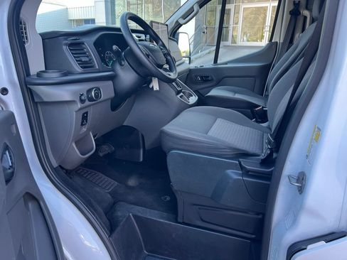 Used 2023 Ford Transit 350 XLT RWD image 33